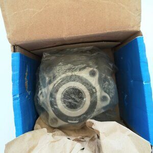 SKF BR930987 Wheel Bearing & Hub Mitsubishi Outlander